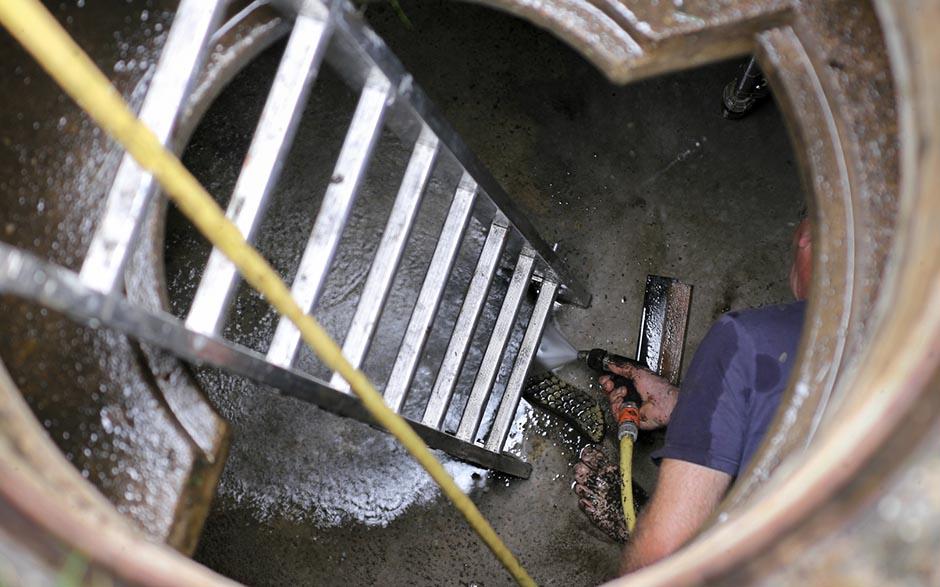 canalisation eaux usées bouchée Vaujours